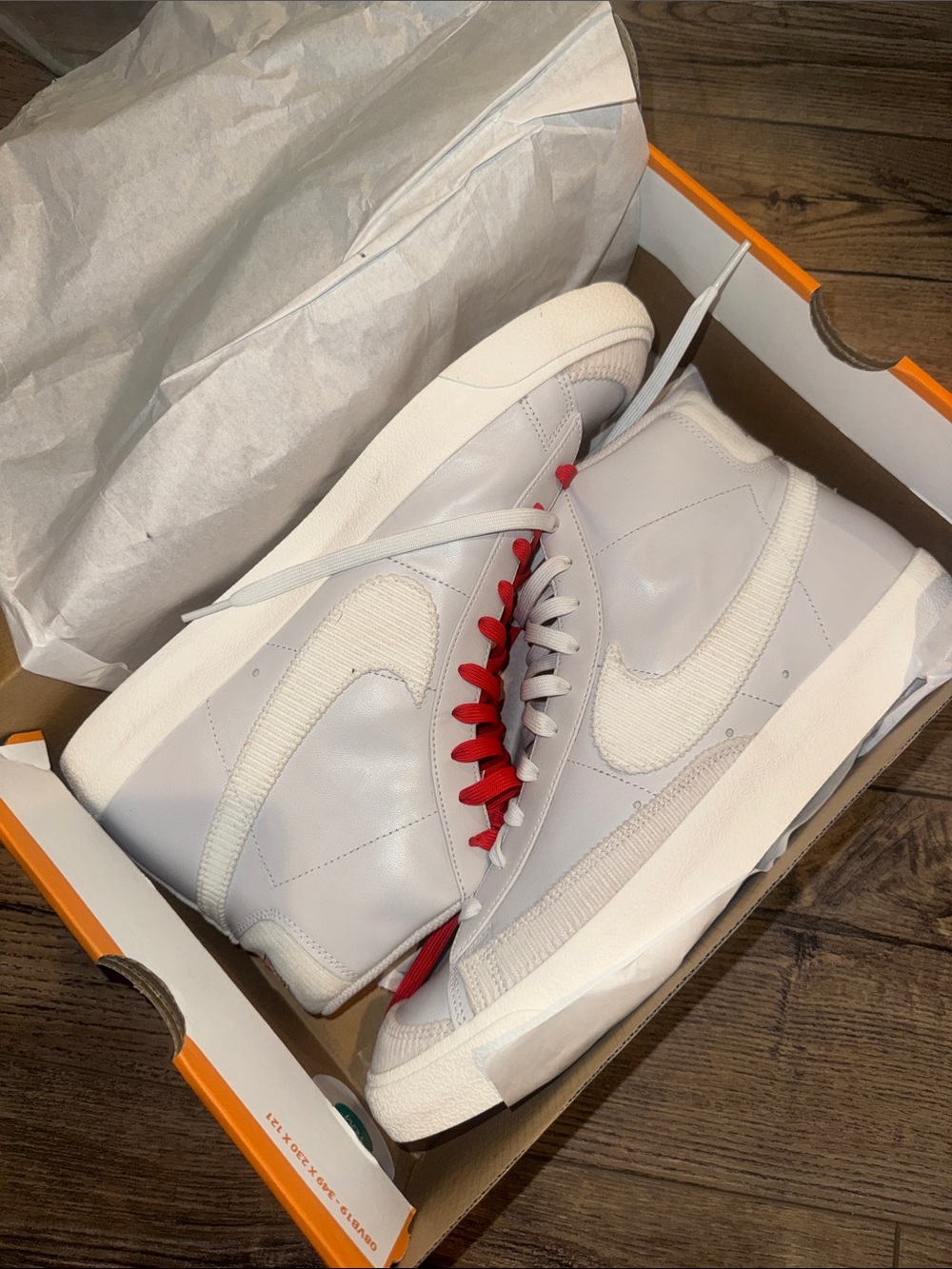 Nike Blazer Mid ‘77 EMB